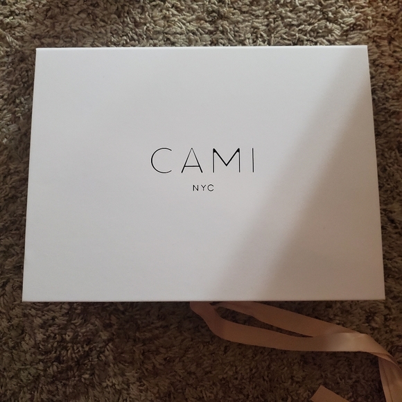 NWT CamiNYC Elsa Dress Halter White Large - Picture 4 of 4